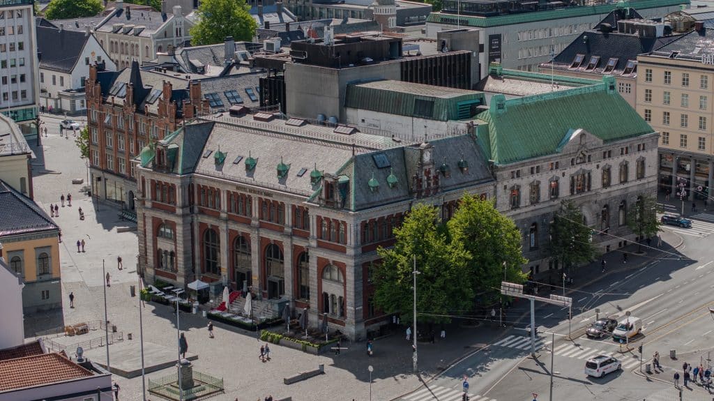 Torgallmenningen 2 12